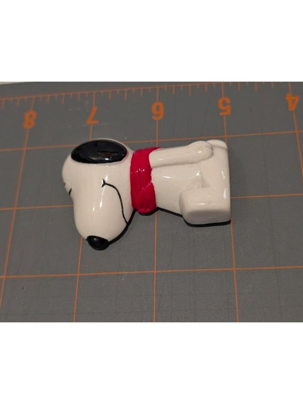 Vintage Snoopy Magnets Pair 2" Benjamin & Medwin 1958/1966 Taiwan - Picture 5 of 16